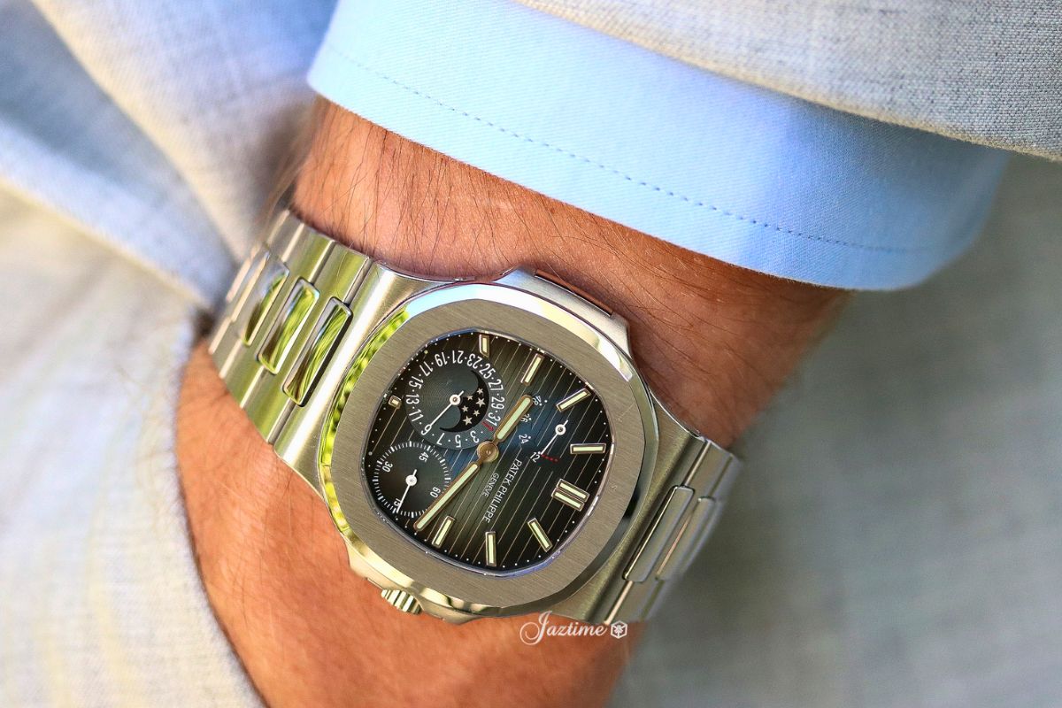 Patek Nautilus Moonphases