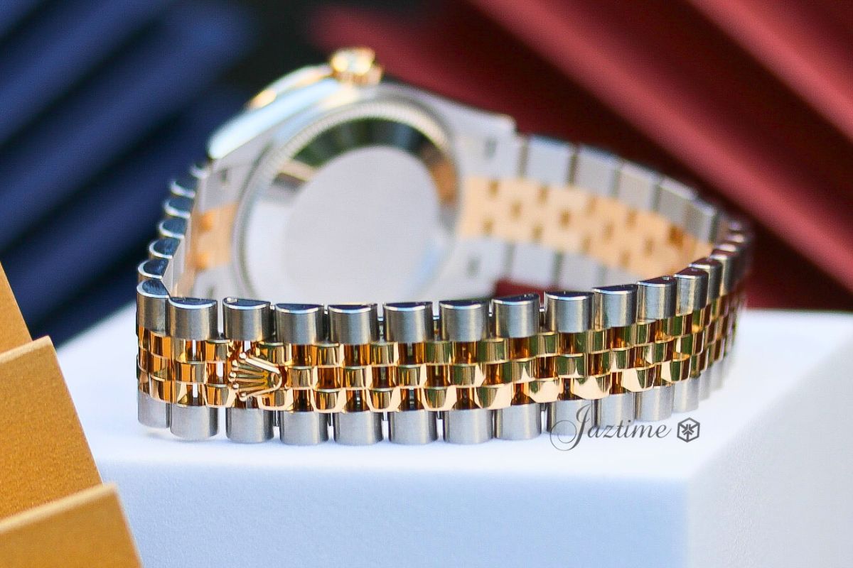 Rolex Lady-Datejust 31 Yellow Gold:Steel Olive Green Diamond Dial & Fluted Bezel Jubilee Bracelet 278273 - Jaztime Blog - New & Used Luxury Watches - Orange County - CA - Jaztime Blog 3