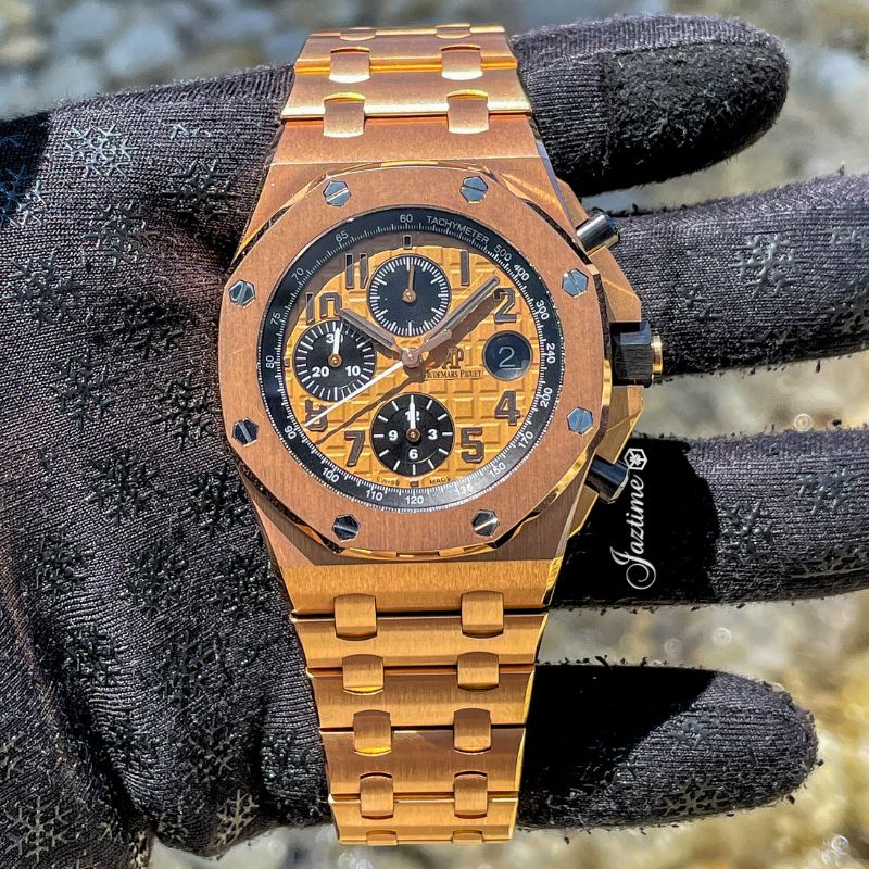 The beautiful bracelet of the Audemars Piguet Royal Oak Offshore Brick Champagne 42mm Rose Gold 26470OR.OO.1000OR.01 - Jaztime Blog - New & Used Luxury Watches - Orange County - CA - Jaztime Blog