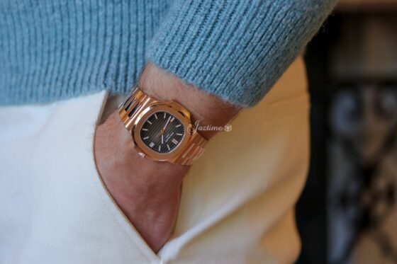 Patek Philippe Nautilus Date Sweep Seconds Rose Gold Brown Dial 5711_1R-001 Live Pic 7