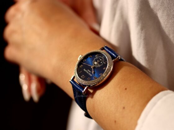 Patek Philippe Complications Moon Phases 7121/200G-001