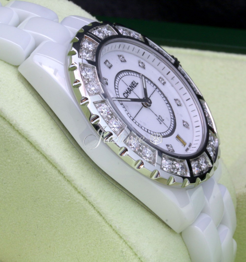 Chanel J12 H2430 Ladies 38mm White Ceramic Diamond Bezel Dial