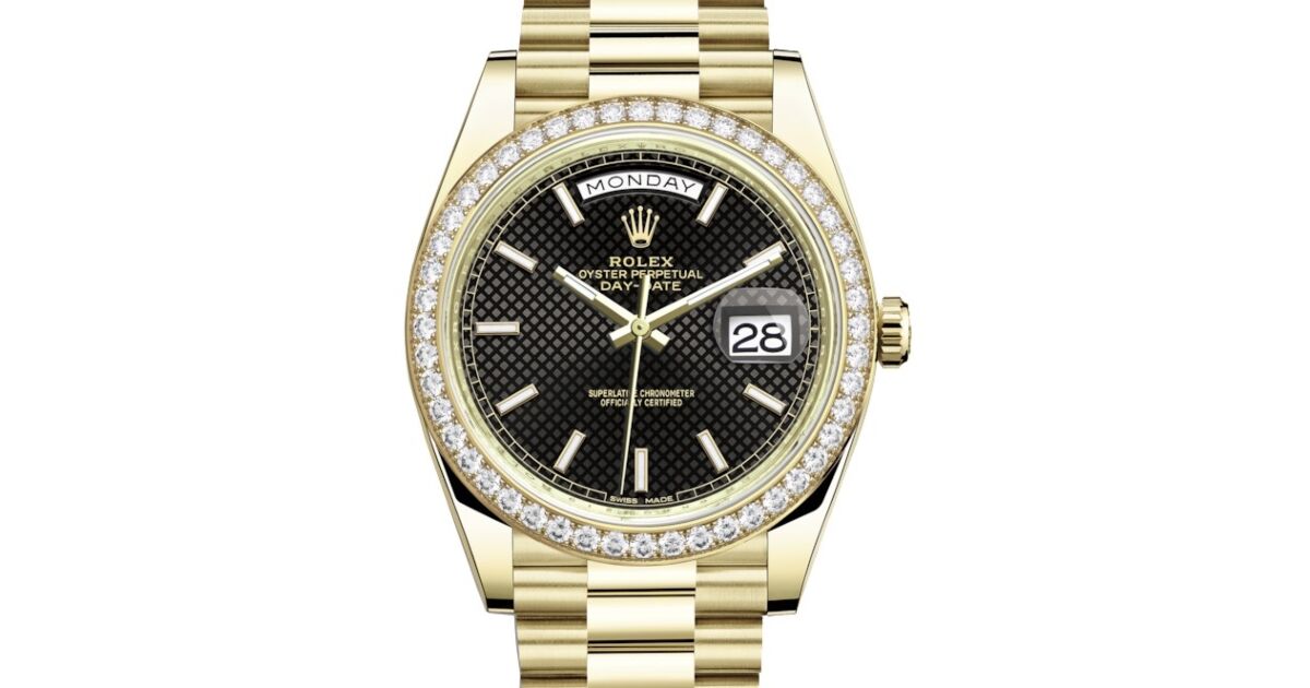 人気の雑貨がズラリ！ Rolex Index Motif Diagonal Black 228348RBR 40 Day-Date 時計