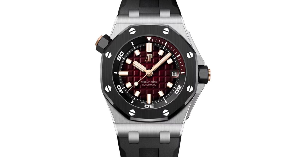 Audemars Piguet Offshore Diver White Gold/Ceramic 42mm Red Audemars Piguet Offshore Diver White Gold/Ceramic 42mm Red