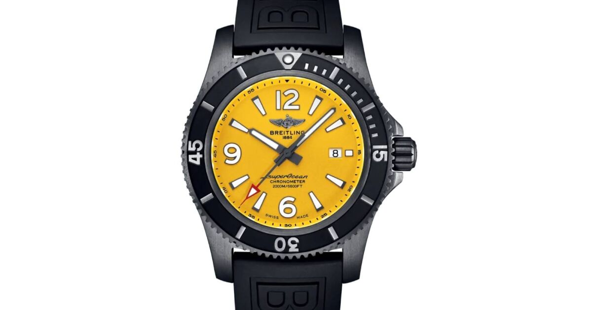Breitling Superocean Automatic 46 Black Steel DLC Yellow