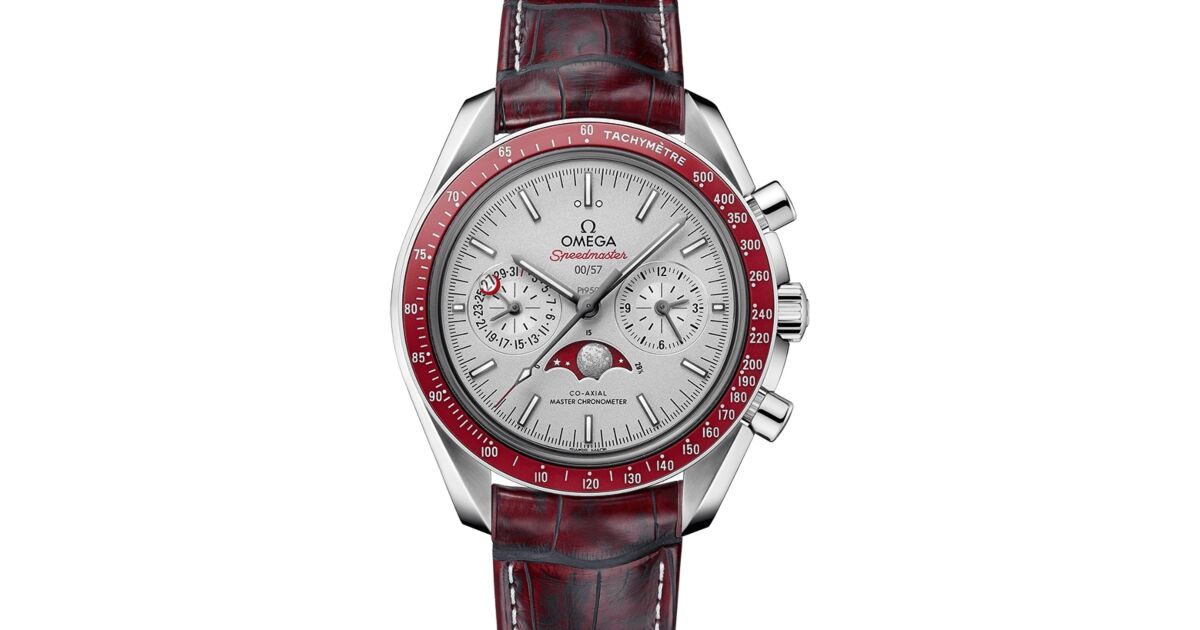 Omega Speedmaster Two Counters Moonphase Co Axial Master Chronometer Moonphase Chronograph 44.25mm Platinum Grey Dial Leather Strap 304.93.44.52.99.001 BRAND NEW