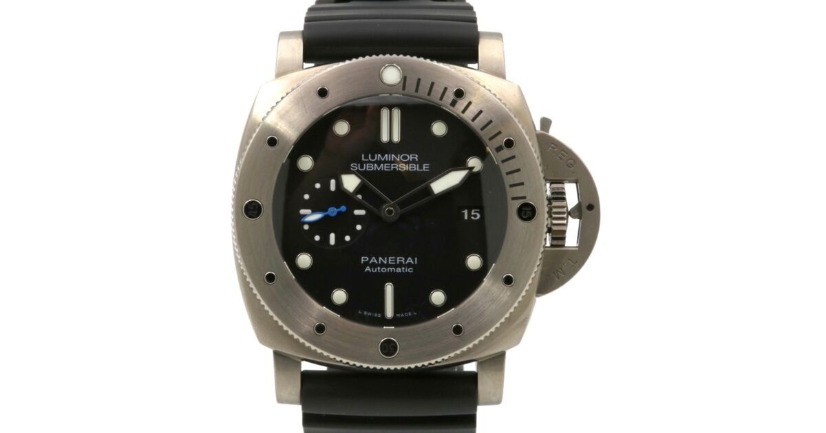 Panerai PAM 1305 Luminor Submersible 1950 3 Days Titanio Titanium Rubber Automatic PRE OWNED 2017