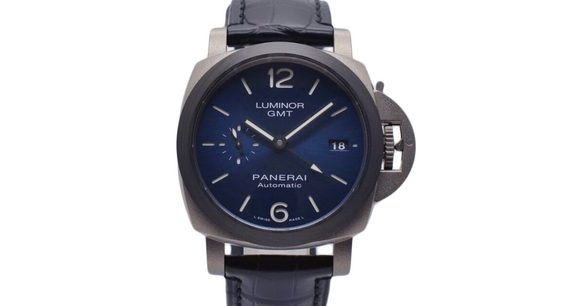 Panerai Luminor GMT Titanium 42mm Blue Dial Alligator Panerai Luminor GMT Titanium 42mm Blue Dial Alligator