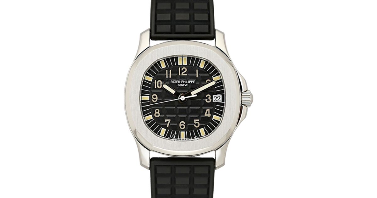 Patek Philippe Aquanaut Steel Black Dial 5060A 001