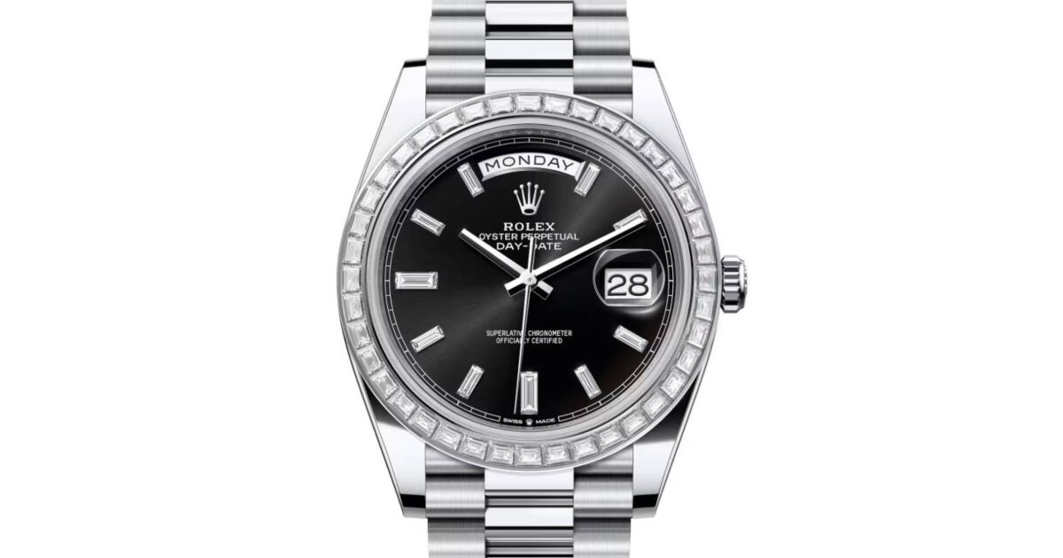 Rolex Day-Date 40 President Platinum Bright Black Baguette
