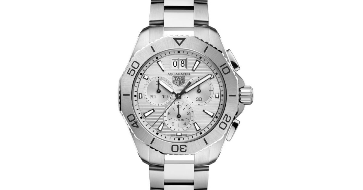 Tag Heuer Carrera Aquaracer Professional 200 Date Quartz
