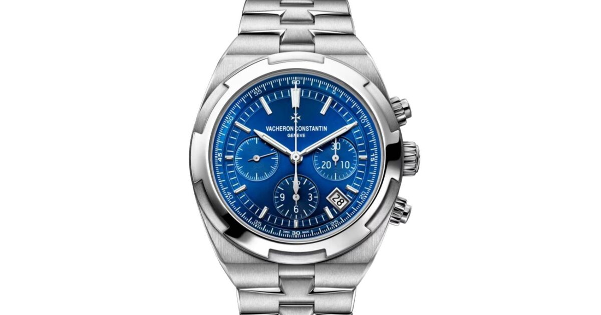 Vacheron constantin overseas chronograph blue dial on sale