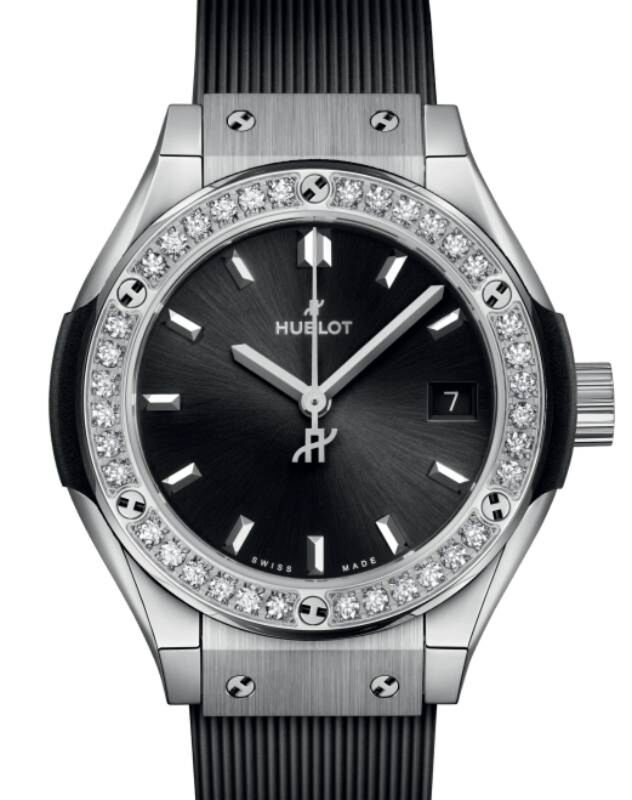 Hublot Classic Fusion 501.ZM.1670.RX Carbon Fiber Index Ceramic Bezel Zirconium & Rubber 45mm BRAND NEW Hublot Classic Fusion 501.ZM.1670.RX Carbon Fiber Index Ceramic Bezel Zirconium & Rubber 45mm BRAND NEW