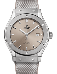 Hublot Classic Fusion Essential Taupe Titanium 42mm 542.NX.4610.NR.HEC25
