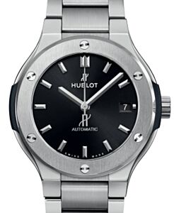 Hublot Classic Fusion 3-Hands Titanium Bracelet 38mm 568.NX.1470.NX - BRAND NEW