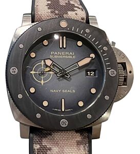 Panerai Submersible Navy SEALs Titanio 47mm Black Dial PAM01669