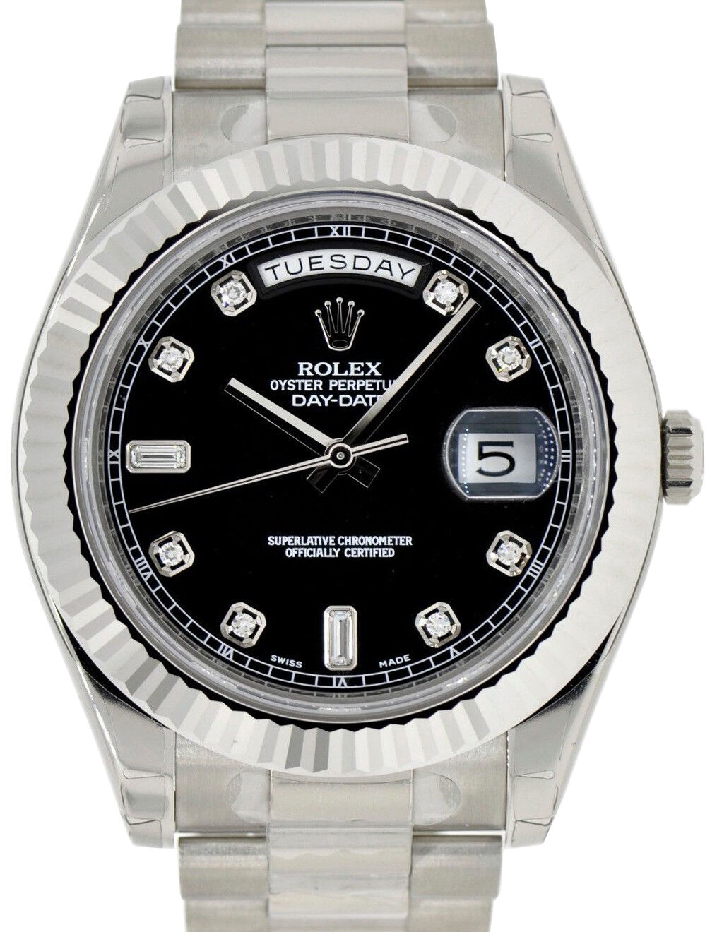 新しいスタイル Rolex Day-Date White Fluted Diamond Black 41mm 218239 II スキー