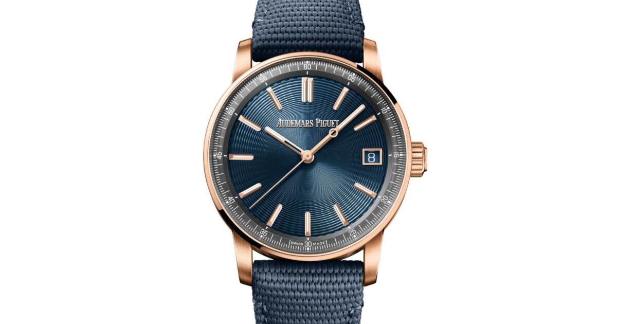 Audemars Piguet Code 11.59 Selfwinding Pink Rose Gold 41mm Blue
