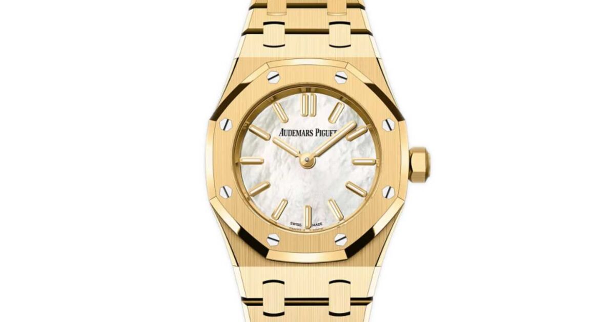 Audemars Piguet Royal Oak Mini Quartz Yellow Gold Mother of Pearl
