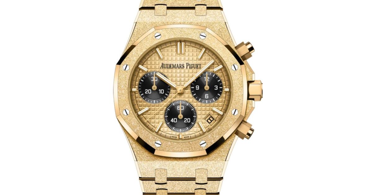 Audemars Piguet Royal Oak Chronograph 41mm Frosted Yellow Gold