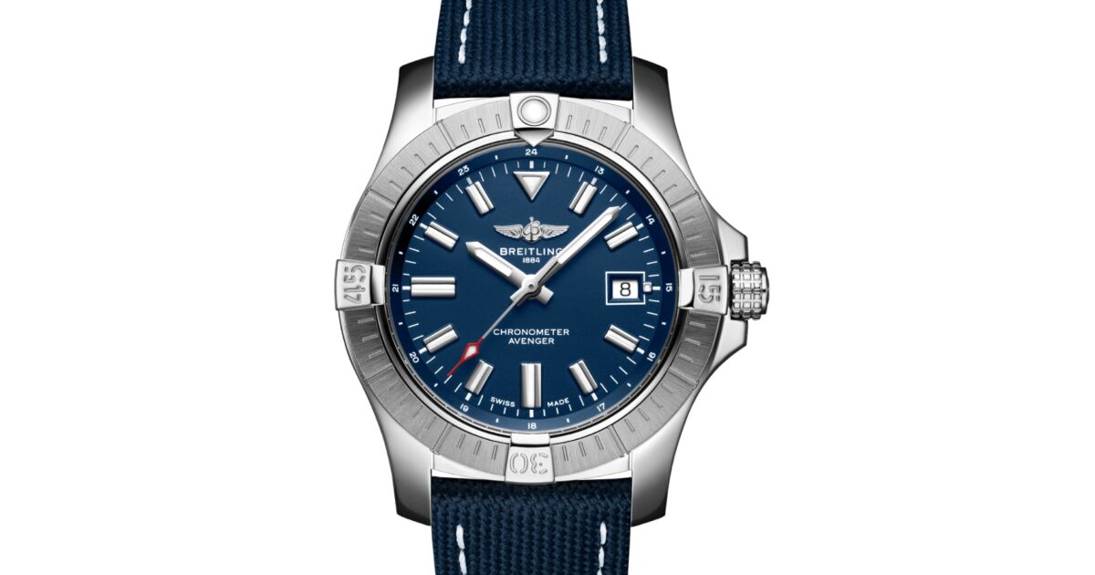 Breitling Avenger Automatic 43 Stainless Steel Blue Dial