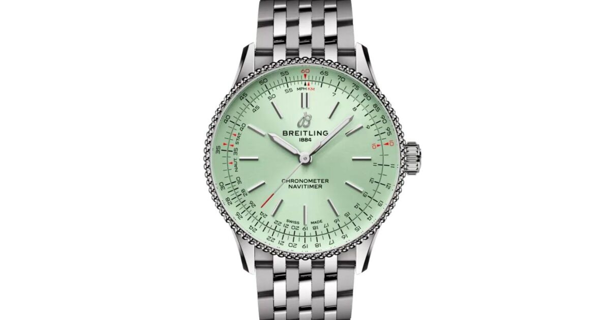Breitling Navitimer Automatic 36 Stainless Steel Mint Green Dial