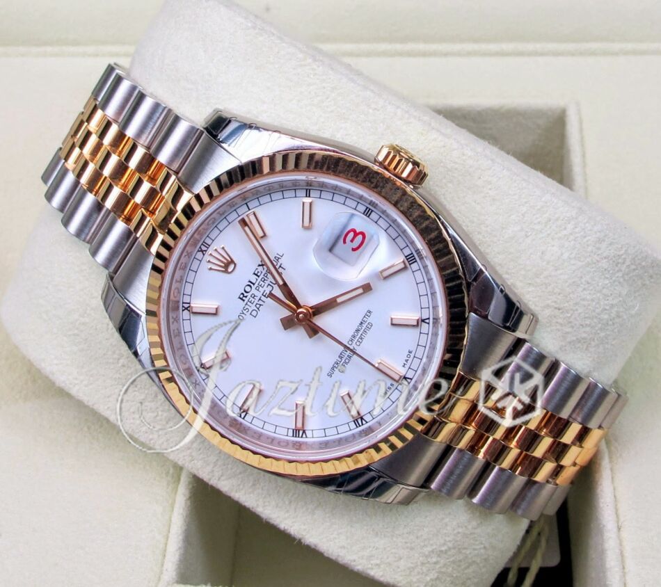ゆみ Rolex Oyster Perpetual Datejust 36 Black Mother of Pearl