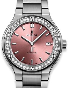 Hublot Classic Fusion Titanium Pink Index Diamond Bezel Titanium?Bracelet 38mm 568.NX.891P.NX.1204 - BRAND NEW