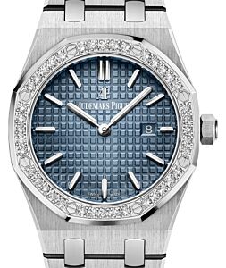 Audemars Piguet Royal Oak Quartz Titanium Diamond 33mm Blue Dial 67651IP.ZZ.1261IP.01
