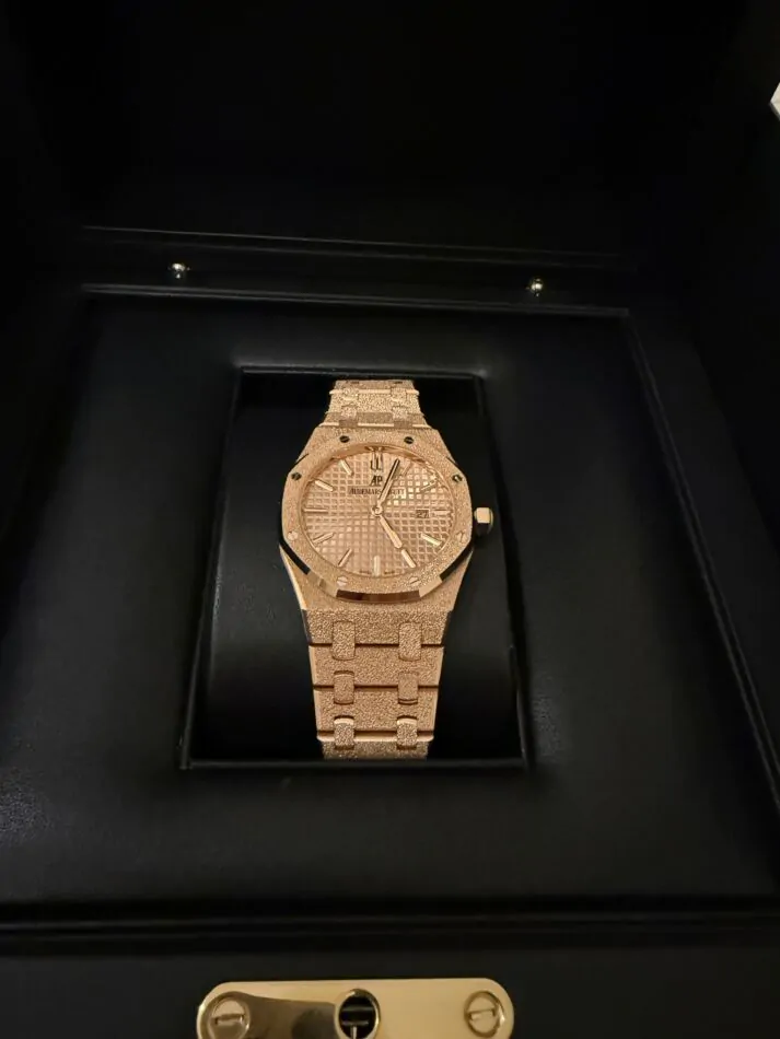 Audemars Piguet Royal Oak Frosted Rose Gold Quartz Pink Index 33mm