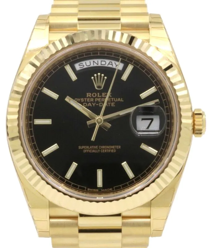 Rolex Day-Date 40 President Yellow Gold Black Diagonal Motif Index