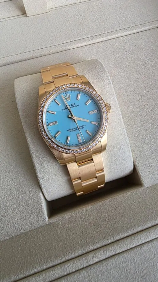 あさりあ Rolex Oyster Perpetual 34 Yellow Gold Turquoise Blue Diamond Dial